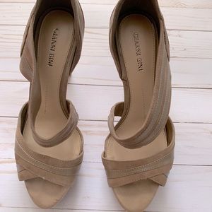 Giani Bini Tan Suede Heels Sz 8.5